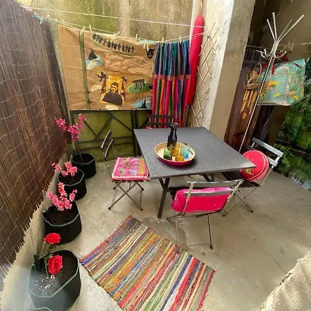 Invitation Au Voyage, Patio Privé Apartamento *