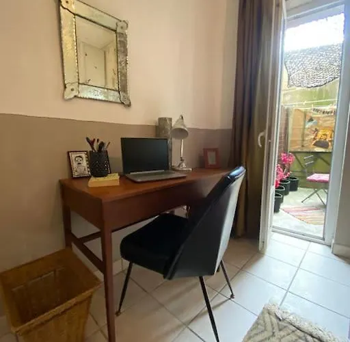 Invitation Au Voyage, Patio Prive Apartament *